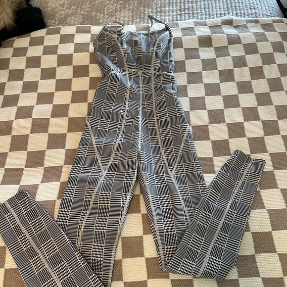 Never won’t L space jumpsuit - Picture 1 of 3